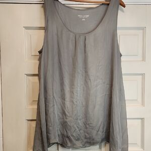 Soft Surroundings 100% Silk Gray Sleeveless Scoop Neck Camisole Viscose Lined
